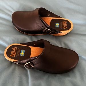 MIA- Alma Clog - Size 38